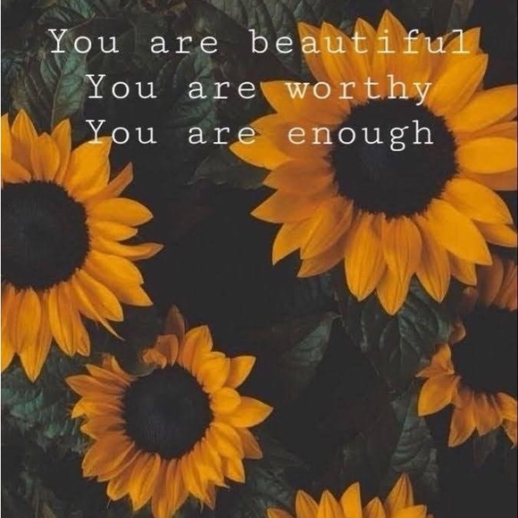 Meet your Posher, Karen - Picture 5 of 5